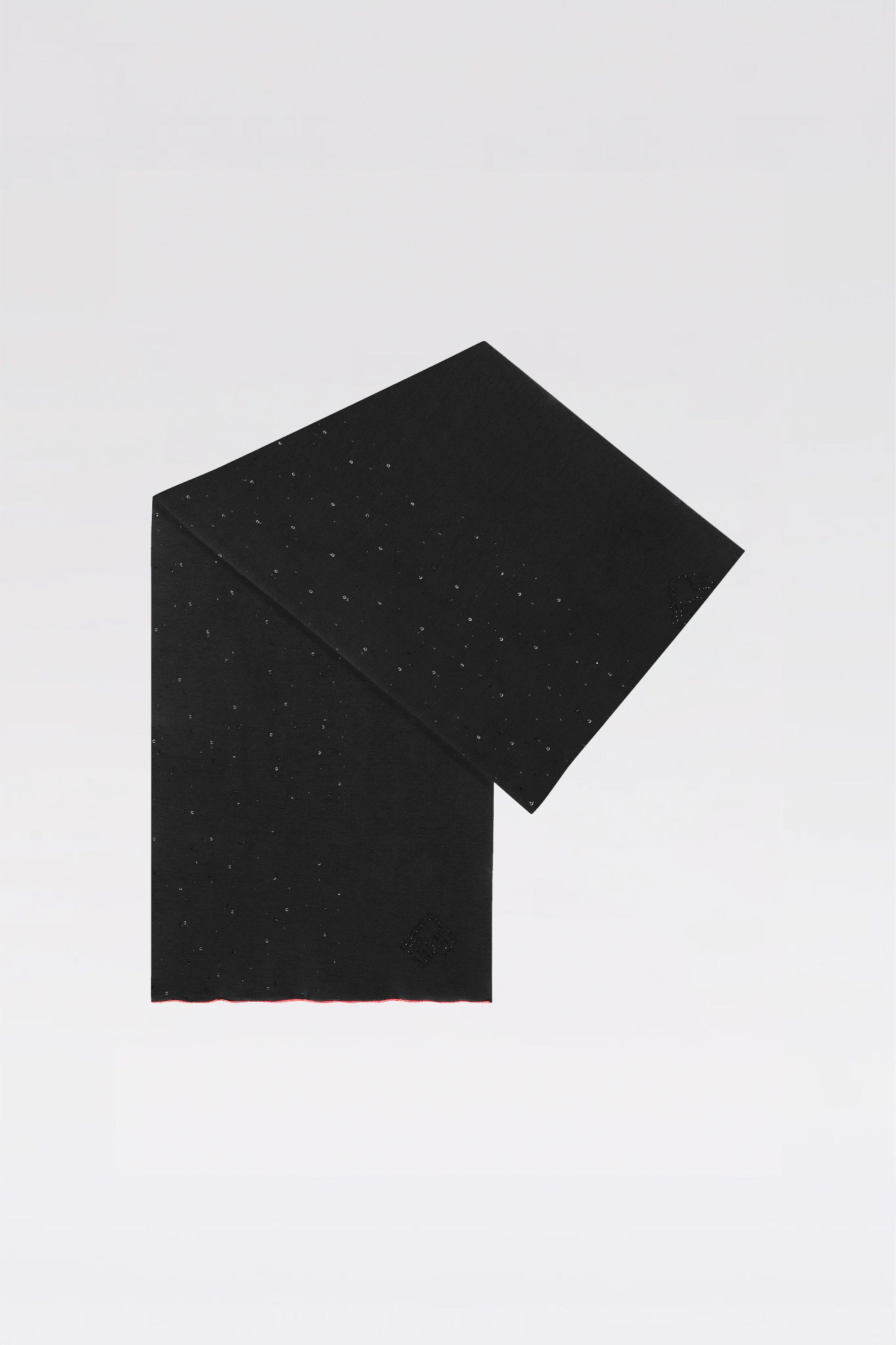 BYLIMA_RAINDROP_SCARF_BLACK_DETAIL.jpg