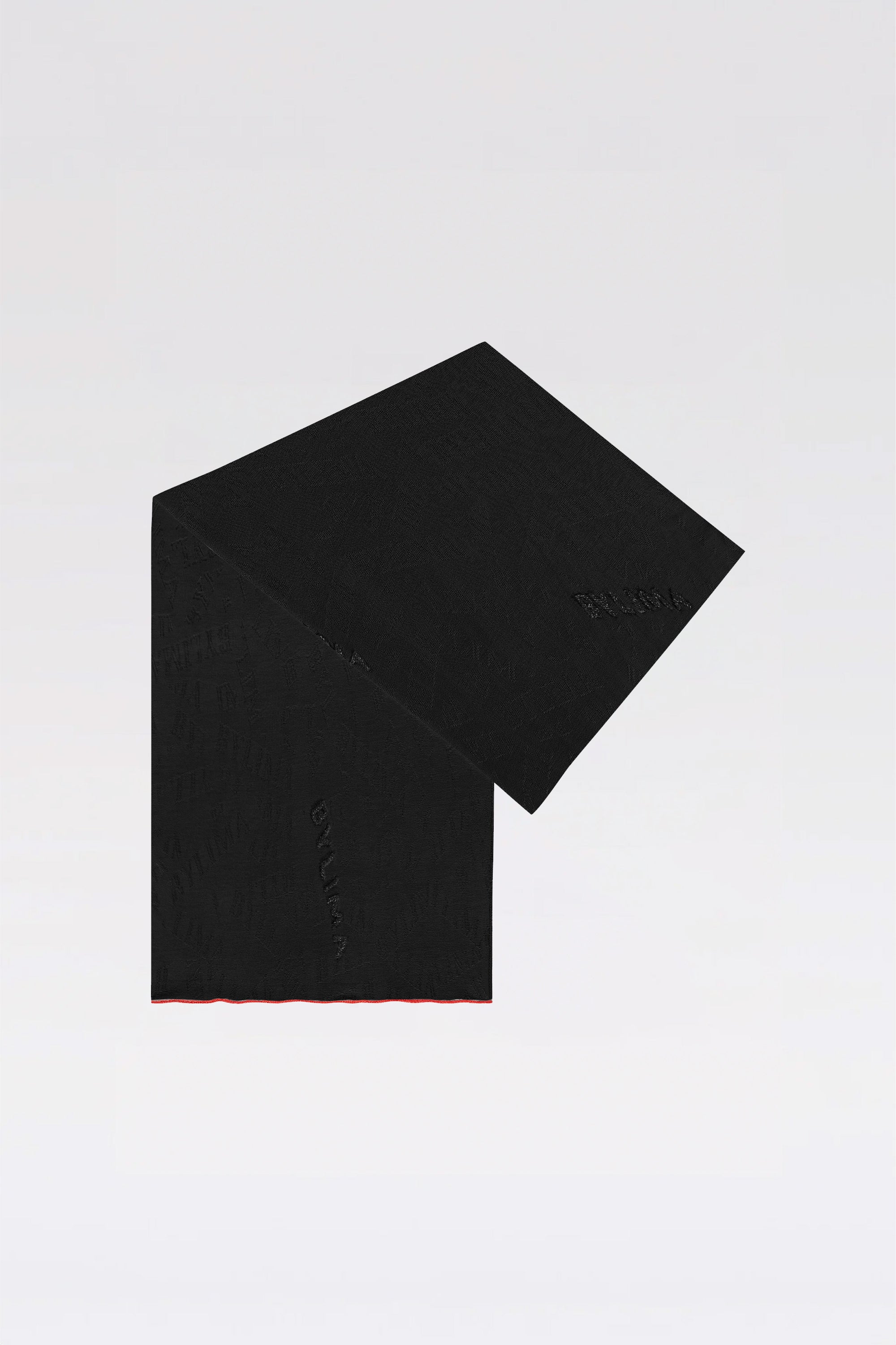 BYLIMA_TYPOGRAPHY_SCARF_VELVETBLACK_DETAIL.jpg