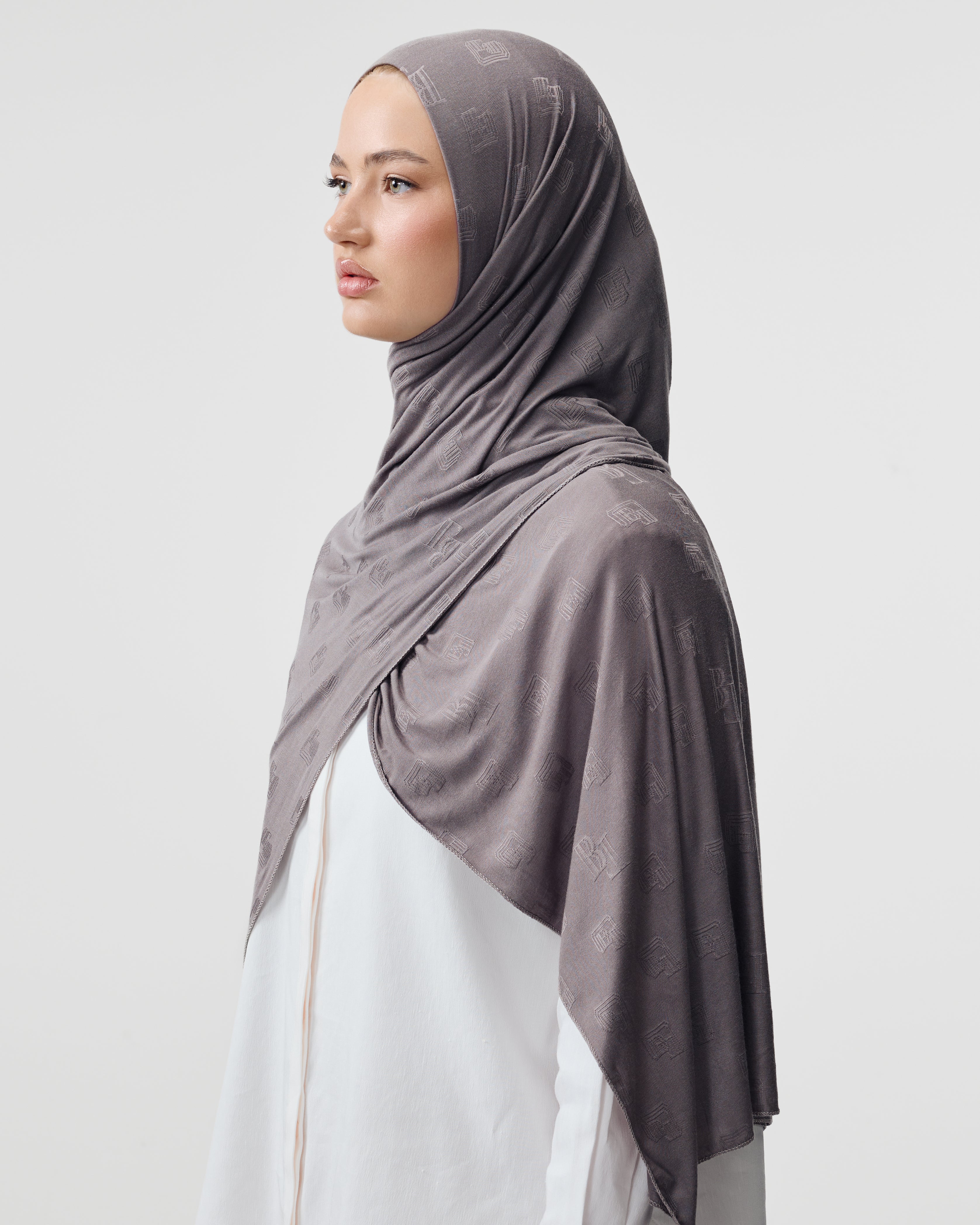 FRAMED_SCARF__COOL_TAUPE.jpg
