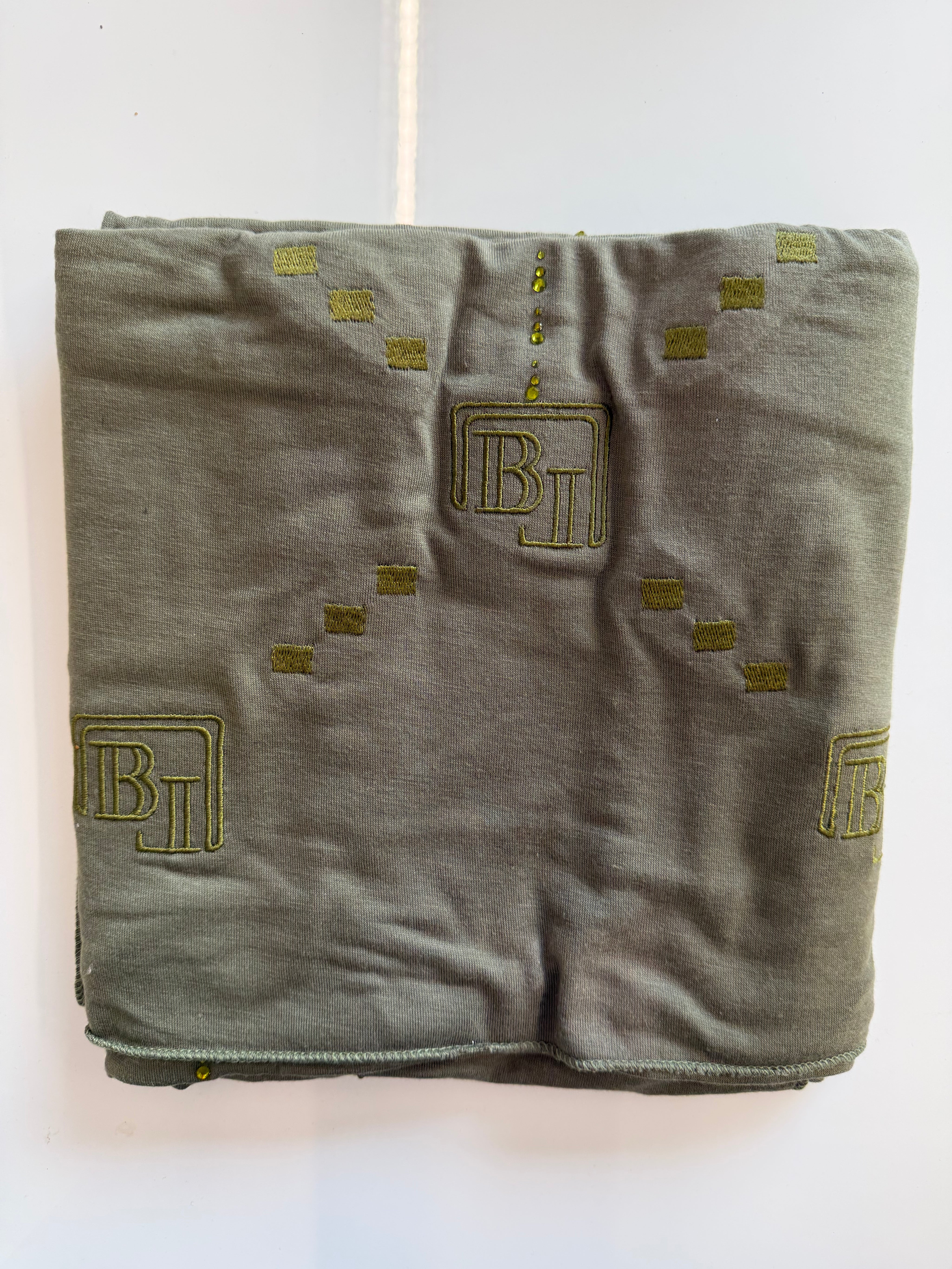 RICAMO DESIGN SCARF ‘GREEN’