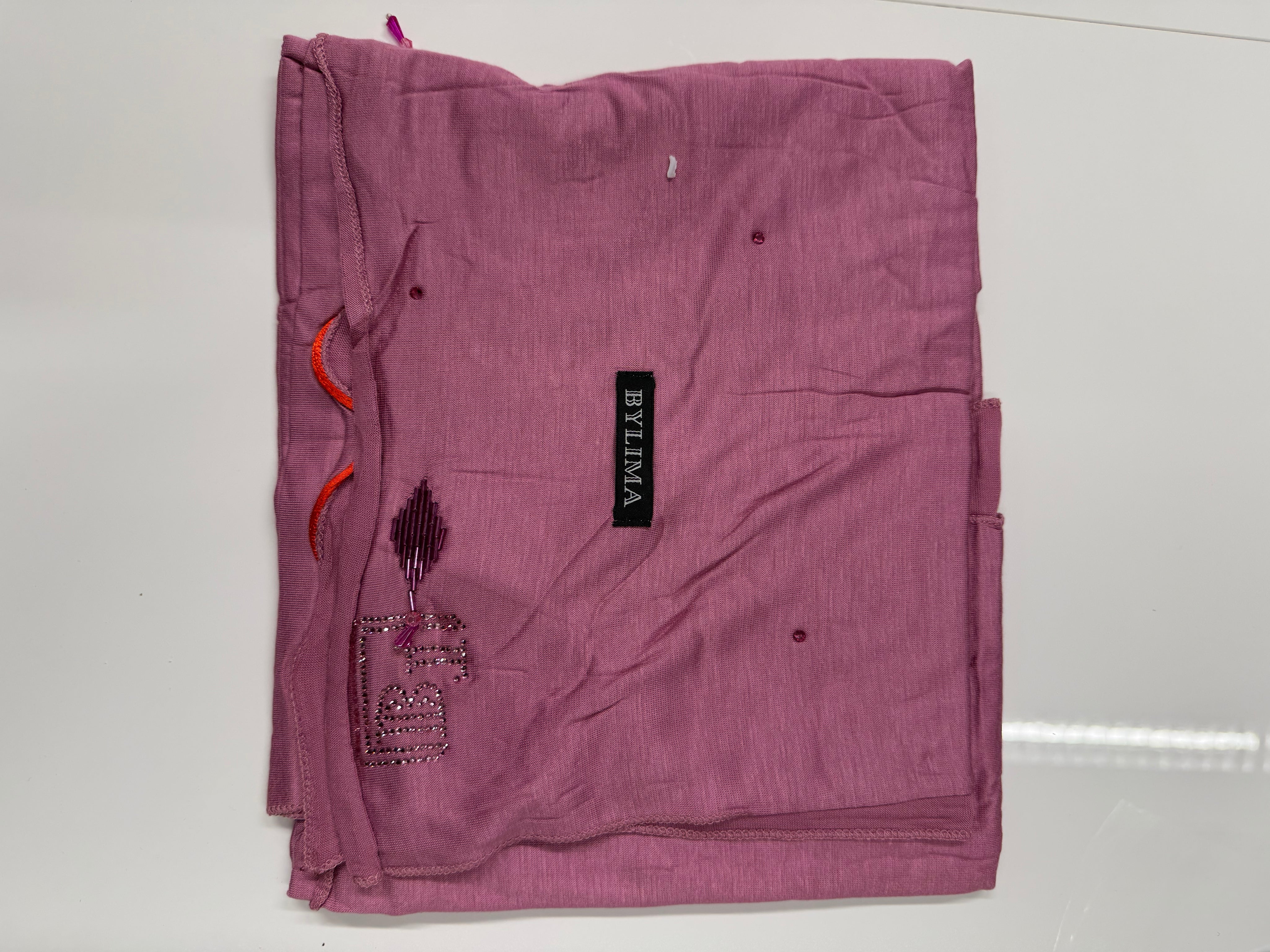 Diamond pendant pink