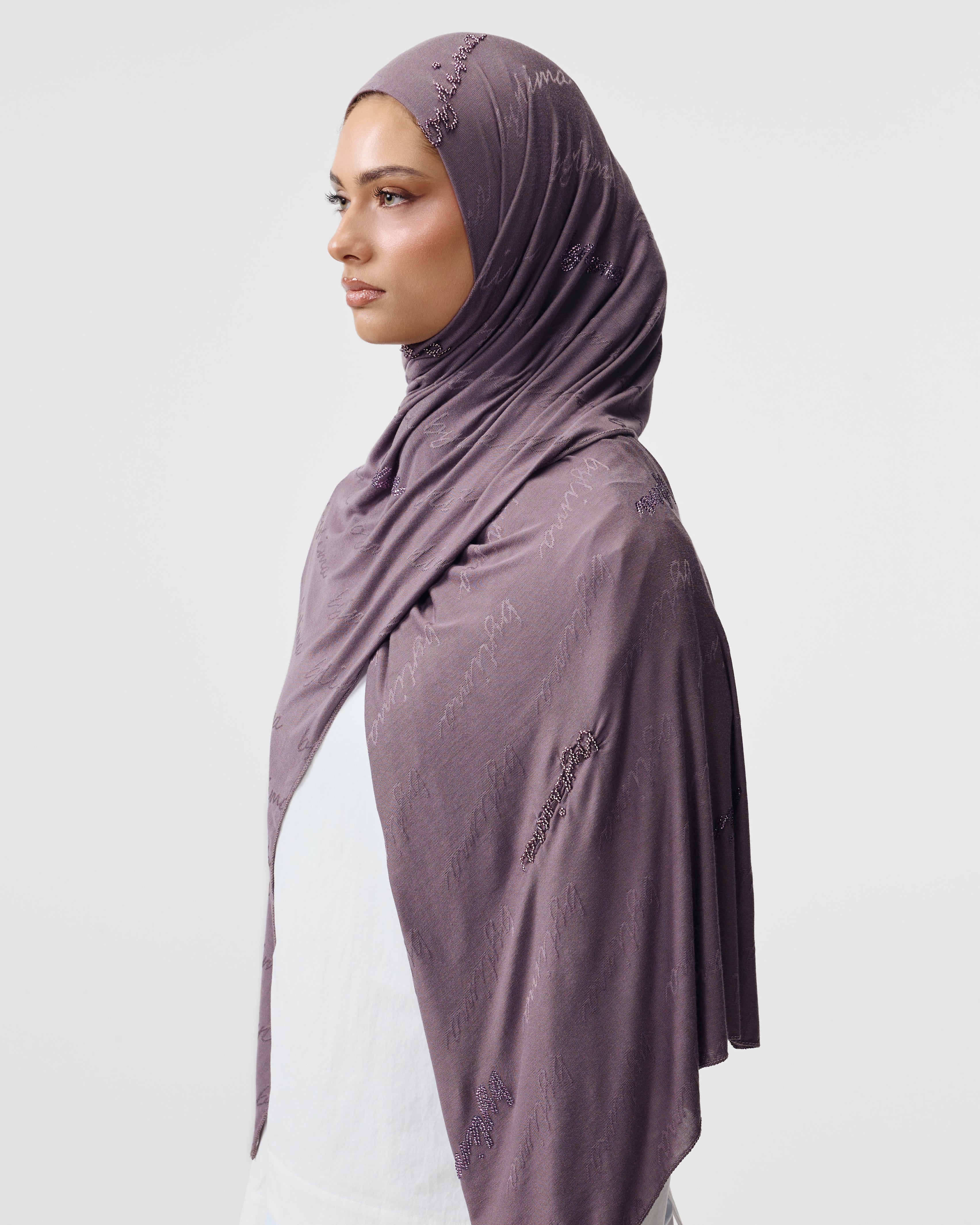 SIGNATURE_SCARF__DARK_LILAC.jpg