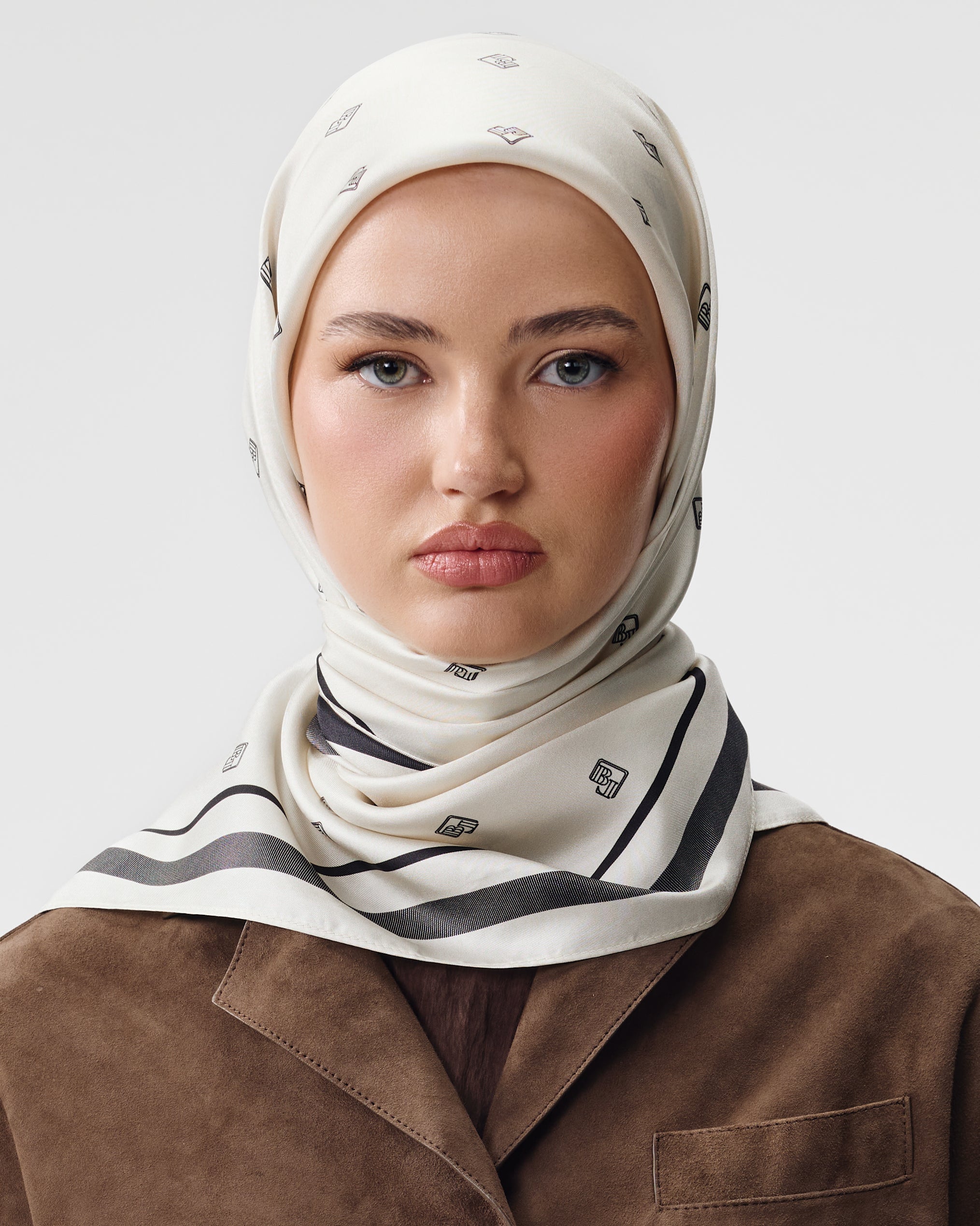 SILK_TWILL_-_HERITAGE_WHITE_2.jpg