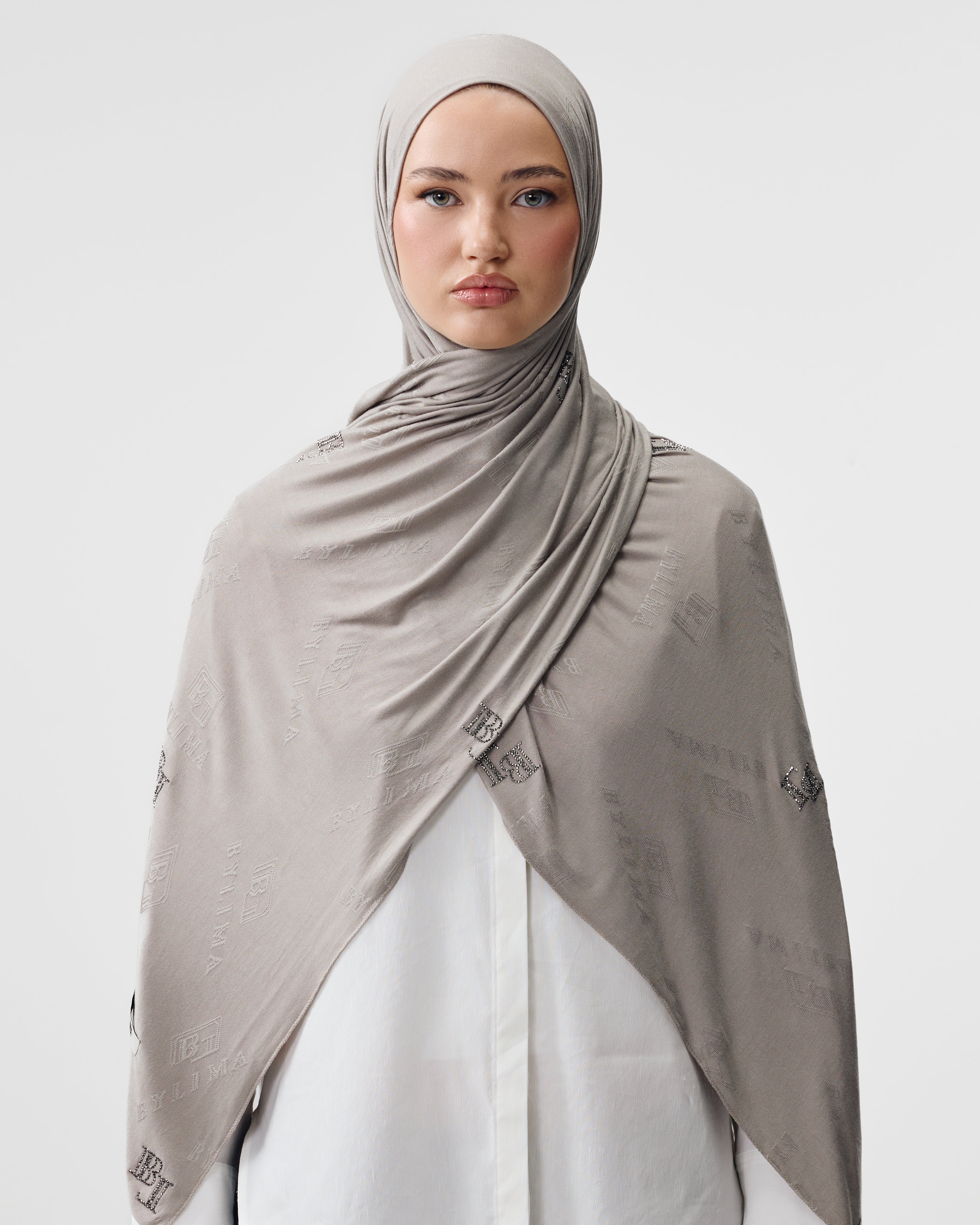 STAMP-SCARF-CASHMERE-TAUPE_1.jpg